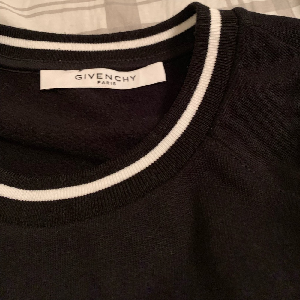 Givenchy sweat suit